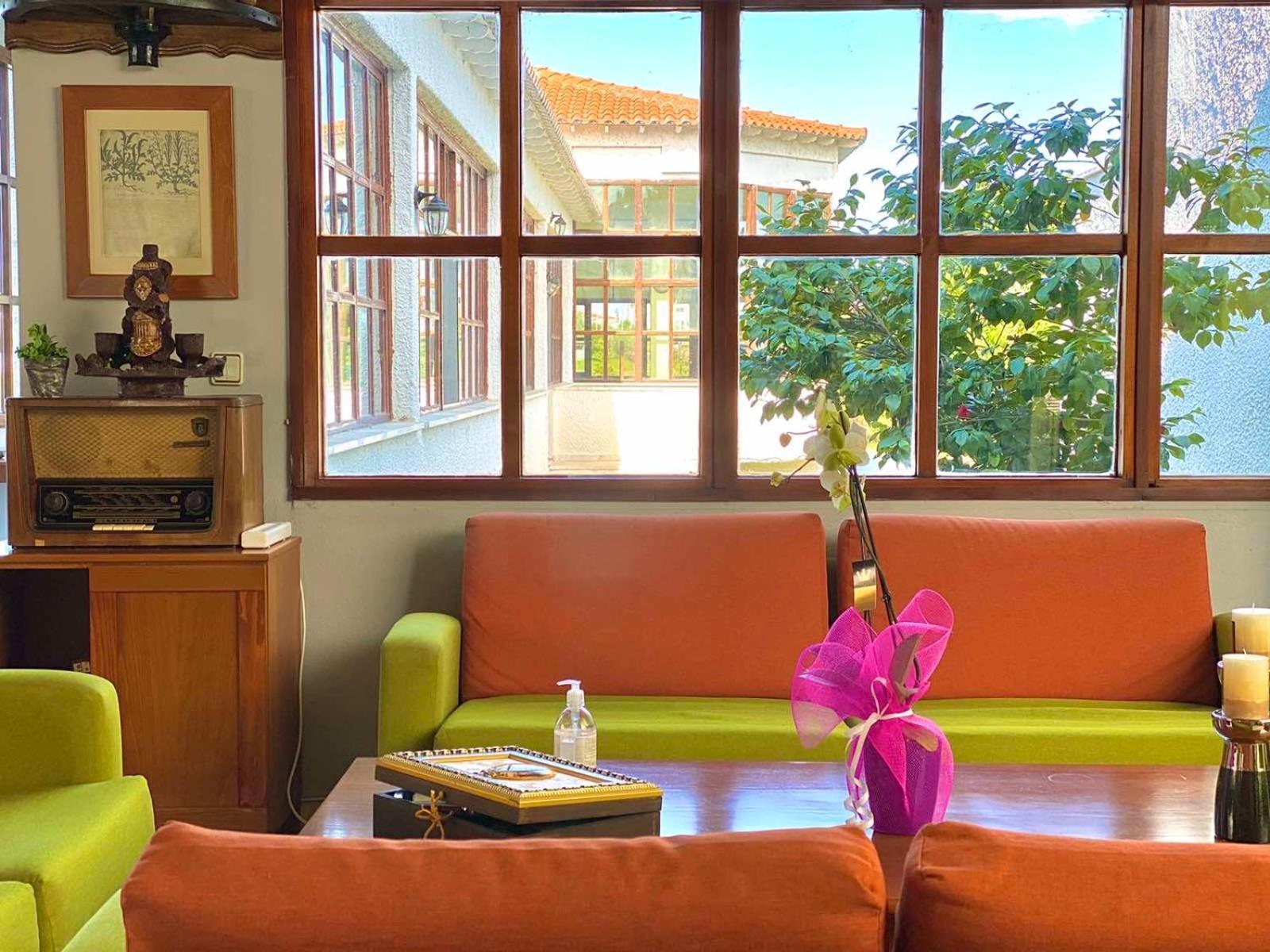Thrassa Hotel Tycheron ภายนอก รูปภาพ